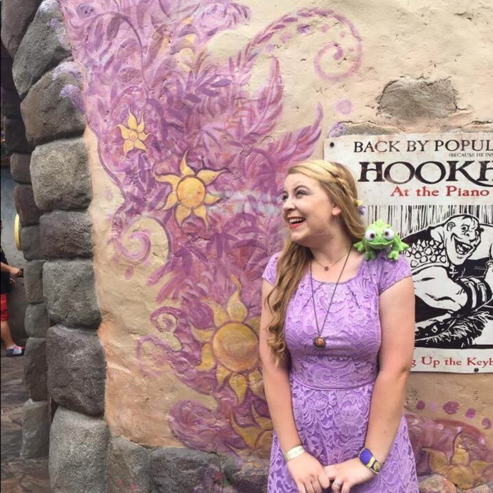 Meet your Posher, Emma